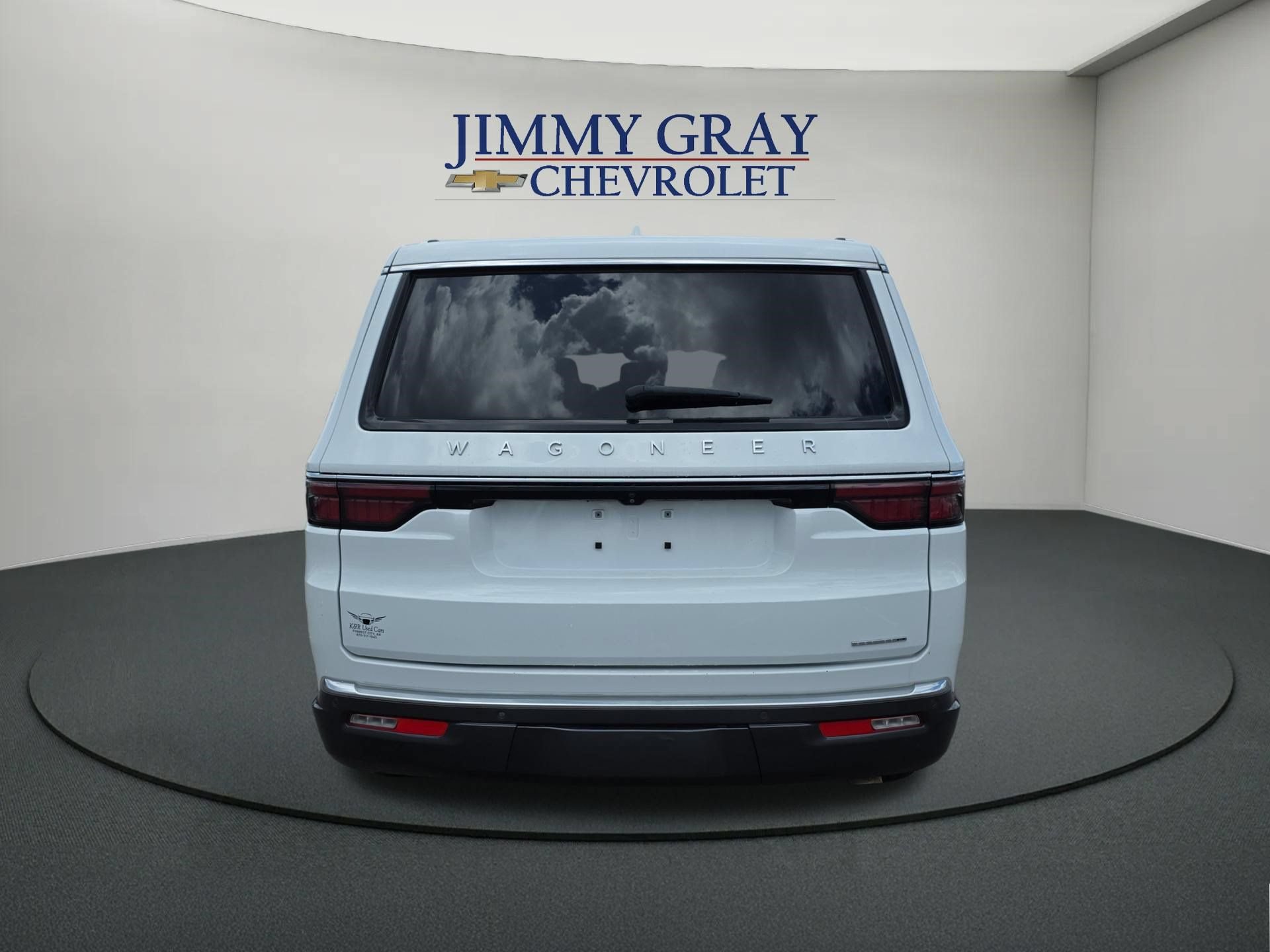 Used 2022 Jeep Wagoneer Series III RWD image 4
