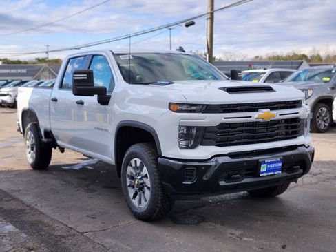 New 2026 Chevrolet Silverado 2500 Custom w/ Custom Value Package image 7