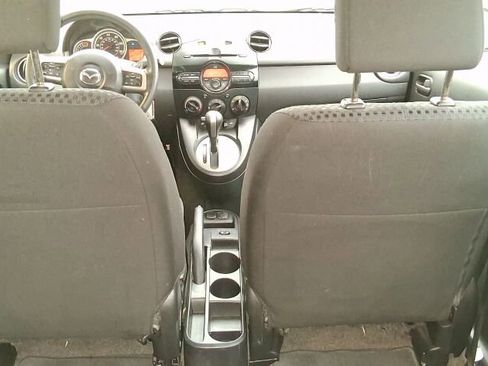 Used 2011 MAZDA MAZDA2 Touring image 18