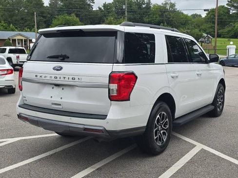 Used 2022 Ford Expedition XLT RWD image 5