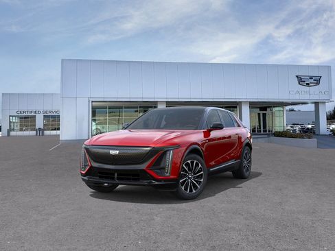New 2026 Cadillac Lyriq Sport image 9