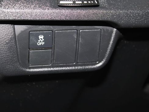 Used 2023 Honda CR-V LX image 10