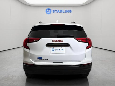 Used 2021 GMC Terrain SLE w/ Driver Convenience Package FWD image 8