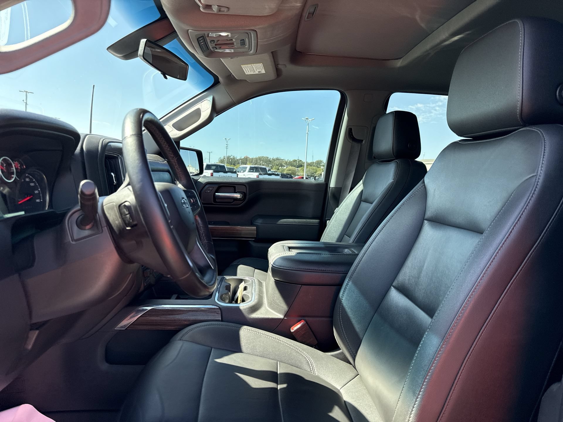 Used 2021 Chevrolet Silverado 1500 LT Trail Boss w/ Convenience Package II AWD/4WD image 13