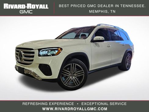 Used 2024 Mercedes-Benz GLS 450 4MATIC image 1
