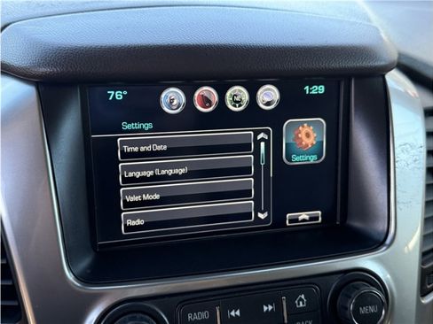 Used 2016 Chevrolet Suburban LT image 48