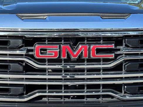 Used 2024 GMC Sierra 1500 SLT AWD/4WD image 47
