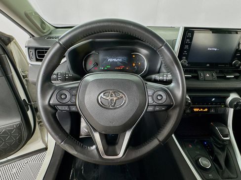 Certified 2020 Toyota RAV4 Limited AWD/4WD image 12