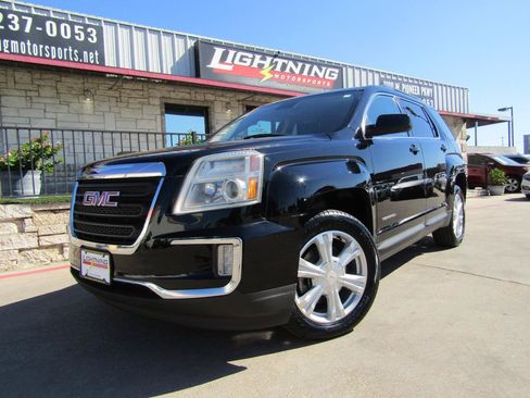 Used 2017 GMC Terrain SLE w/ Convenience Package FWD image 1