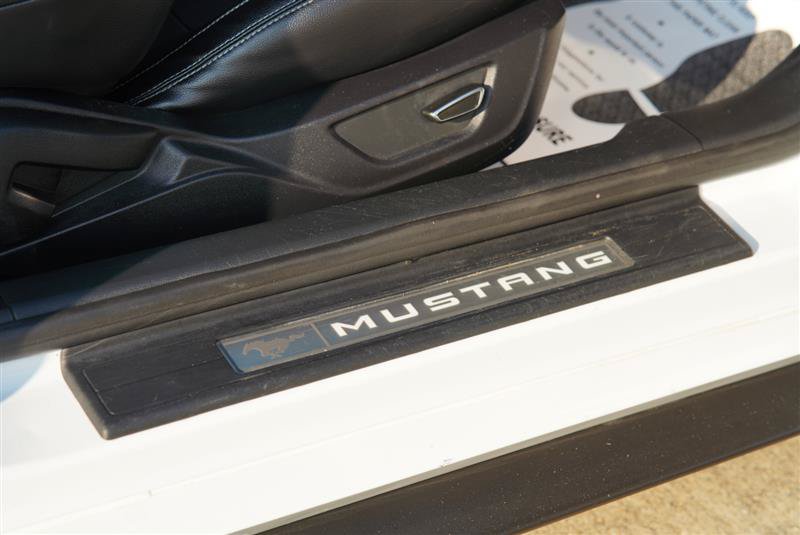 Used 2015 Ford Mustang Coupe RWD image 75