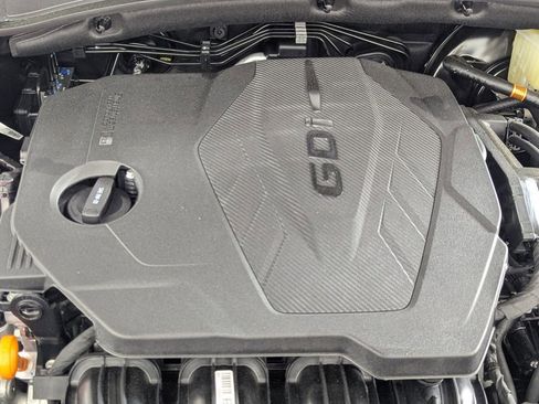New 2026 Kia Sportage LX FWD image 10