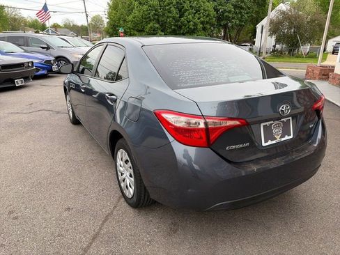 Used 2018 Toyota Corolla LE FWD image 7