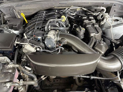 Used 2024 Dodge Durango GT AWD/4WD image 33