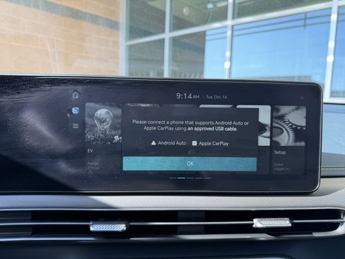 Used 2023 Genesis GV60 Performance image 22