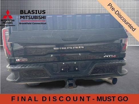 Used 2025 GMC Sierra 2500 AT4 w/ AT4 Premium Plus Package AWD/4WD image 14