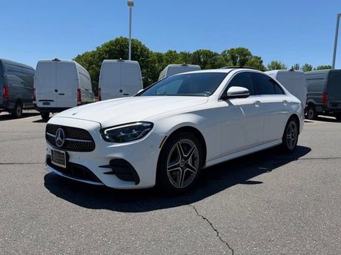 Certified 2022 Mercedes-Benz E 350 4MATIC Sedan image 3