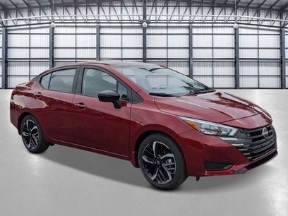 New 2025 Nissan Versa SR w/ Trunk Package