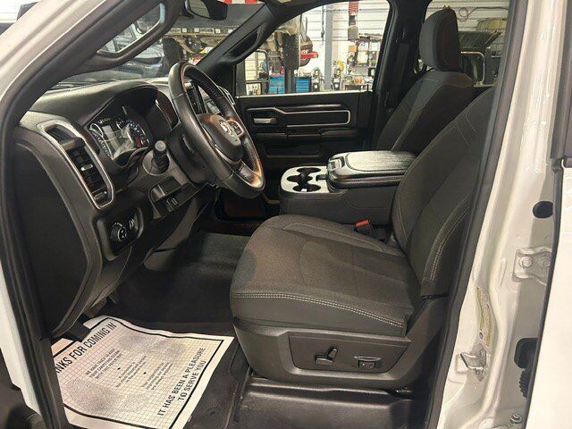 Used 2024 RAM 2500 Big Horn w/ Night Edition AWD/4WD image 41
