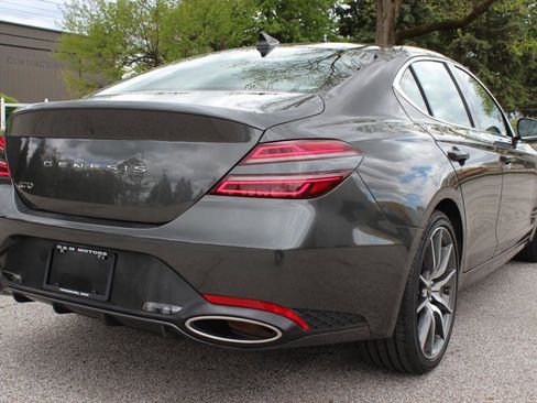 Used 2025 Genesis G70 2.5T RWD image 7