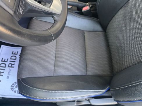 Used 2018 Toyota Corolla SE w/ Body Protection Package FWD image 19