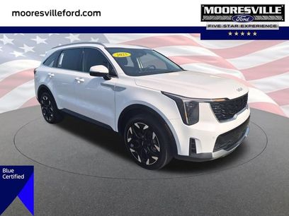 Used 2025 Kia Sorento EX