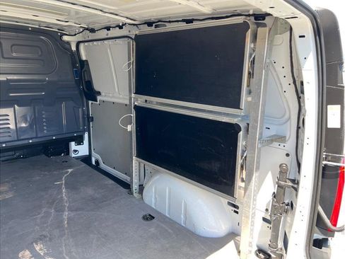 Used 2017 Mercedes-Benz Metris image 21