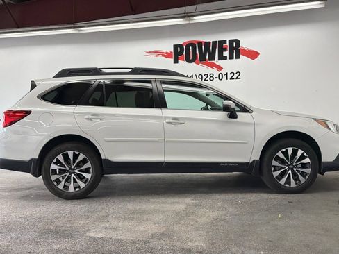 Used 2017 Subaru Outback 2.5i Limited AWD/4WD image 2