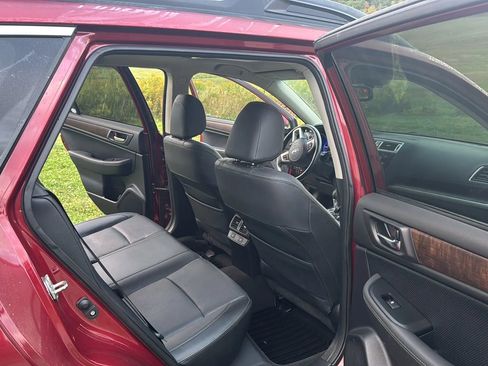 Used 2016 Subaru Outback 3.6R Limited AWD/4WD image 17