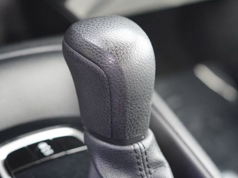 Certified 2024 Toyota Corolla LE image 27