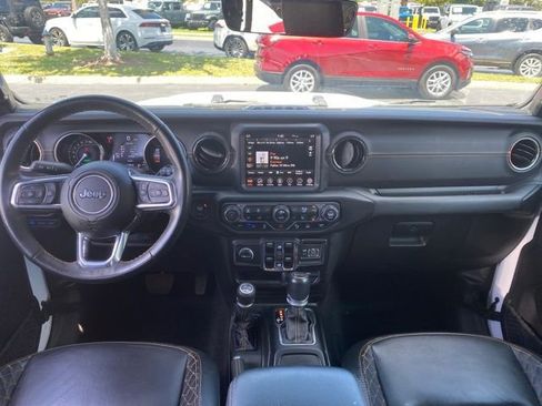 Used 2023 Jeep Wrangler High Altitude image 18