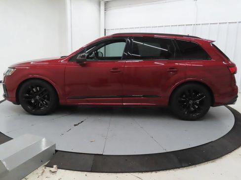 Used 2020 Audi SQ7 Premium Plus w/ SQ7 Black Optic Package AWD/4WD image 6