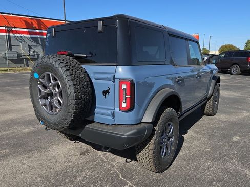 New 2025 Ford Bronco Badlands image 11