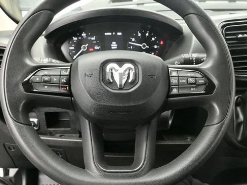 Used 2024 RAM ProMaster 2500 w/ Convenience Group FWD image 16