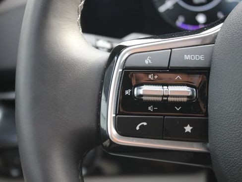 Used 2024 Kia Carnival SX Prestige FWD image 15