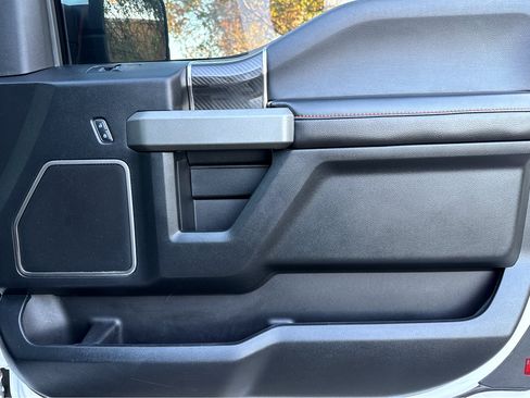 Used 2018 Ford F150 Raptor w/ Equipment Group 802A Luxury image 10