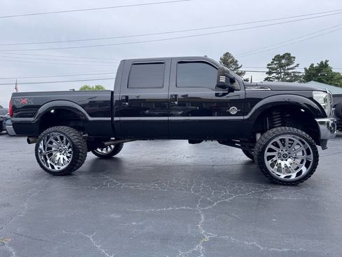 Used 2011 Ford F250 Lariat w/ Lariat Interior Pkg AWD/4WD image 7