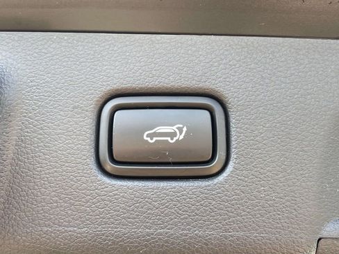 Used 2024 Hyundai Palisade Calligraphy image 9