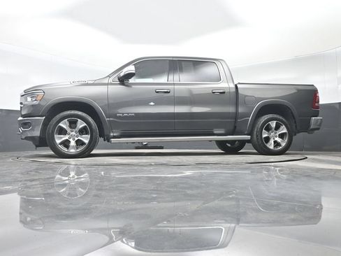 Used 2019 RAM 1500 Laramie AWD/4WD image 29