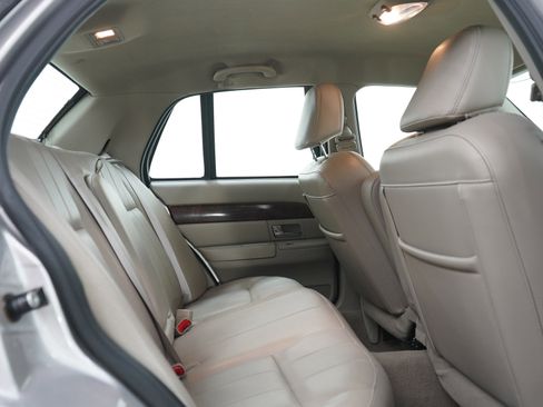 Used 2009 Mercury Grand Marquis LS RWD image 12