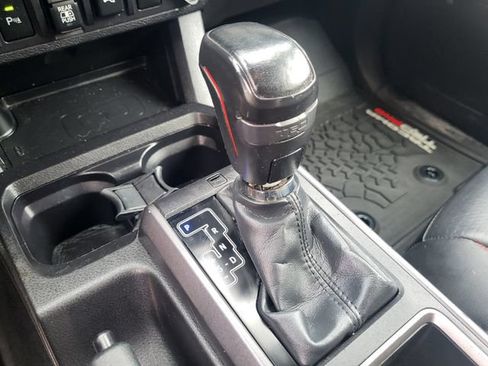 Used 2022 Toyota Tacoma TRD Pro AWD/4WD image 18