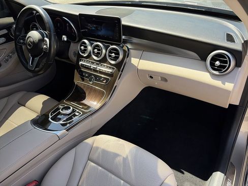 Used 2021 Mercedes-Benz C 300 Sedan image 31