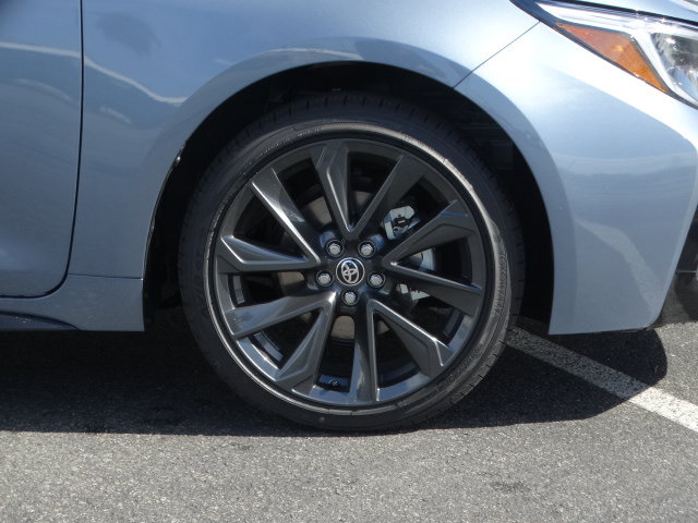New 2026 Toyota Corolla SE w/ SE Premium Package FWD image 4