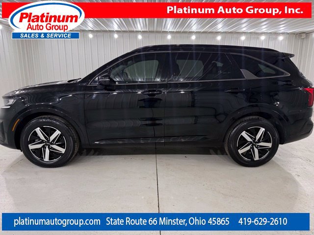 Used 2022 Kia Sorento S FWD image 2