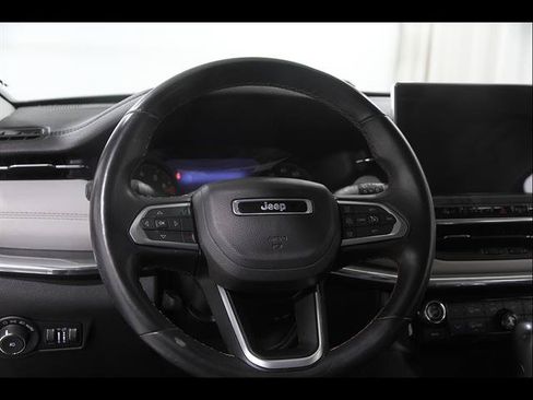 Used 2022 Jeep Compass Limited AWD/4WD image 7