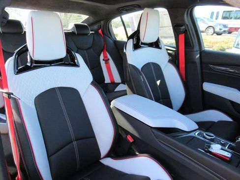 New 2026 Cadillac CT5 V Blackwing w/ Carbon Fiber 2 Package image 11