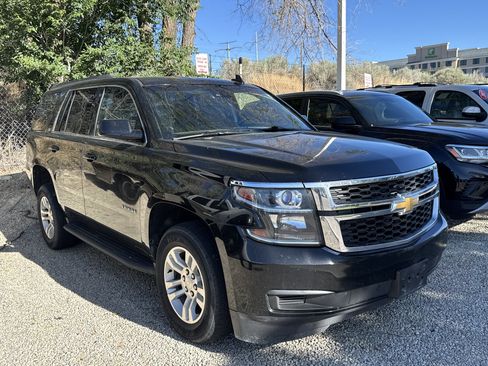 Used 2017 Chevrolet Tahoe LT AWD/4WD image 2