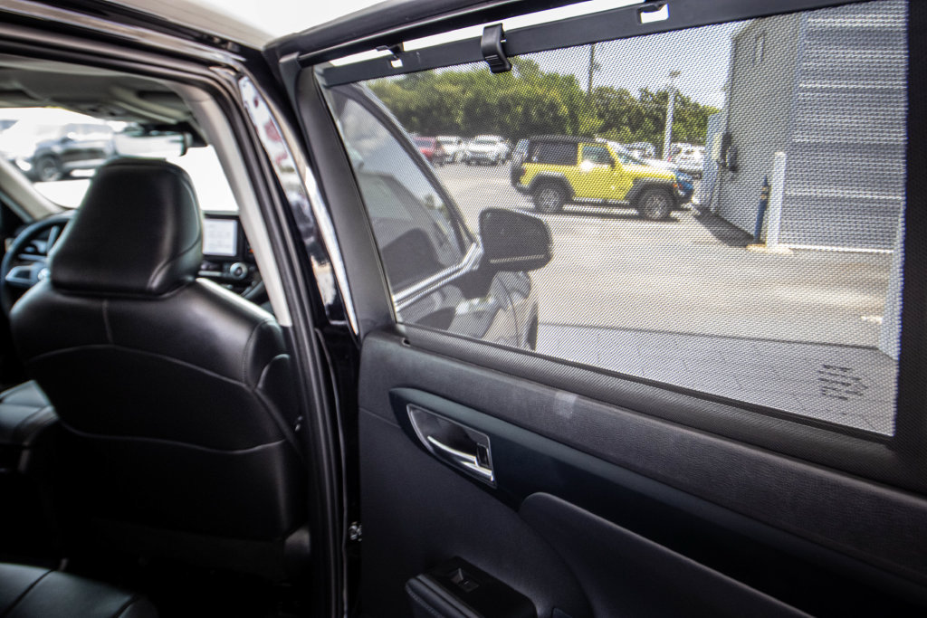 Used 2024 Toyota Highlander XLE FWD image 18