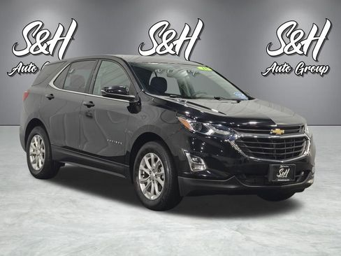 Used 2018 Chevrolet Equinox LT FWD image 2