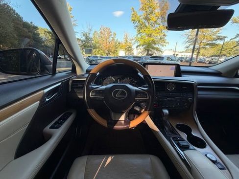 Used 2019 Lexus RX 350L FWD image 7