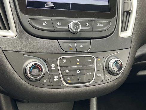 Used 2024 Chevrolet Malibu LT FWD image 22